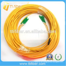4 Fibras LC-LC 9/125 Montaje de cable de fibra pre-terminado multi-fibra con ventilador monomodo
